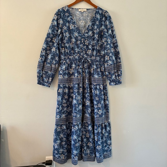 LOFT Dresses & Skirts - LOFT Dress Wom M Blue Floral Tiered Maxi VNeck Long Sleeve Smocked Waist Cottage